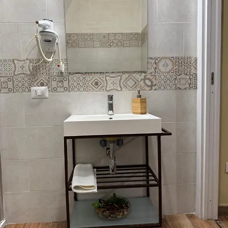 Al Vecchio Arco Appartament * Bari